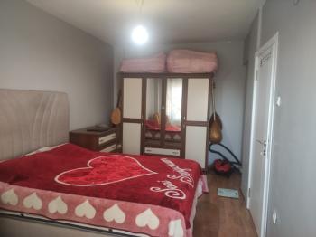 Ümraniye Mehmet Akif Mahallesi'nde Merkezi Konumda Kiralık 3+1 Site Dairesi
