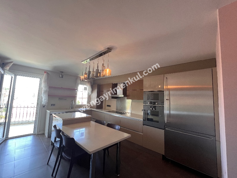 GREENHİLL’DE VILLA TADINDA,DOGAYLA İÇ İÇE LÜKS DUBLEKS 4+2 DAİRE