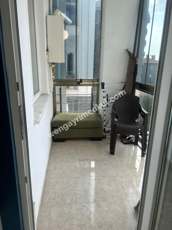 KARTAL YAKACIK HÜRRİYET SİTE İÇİ HAVUZLU KAPALI OTOPARKLI SATILIK LÜKS DAİRE