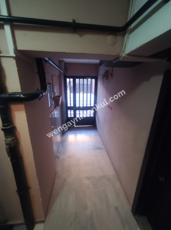 Ümraniye Mehmet Akif Mahallesi'nde Merkezi Konumda Kiralık 3+1 Site Dairesi