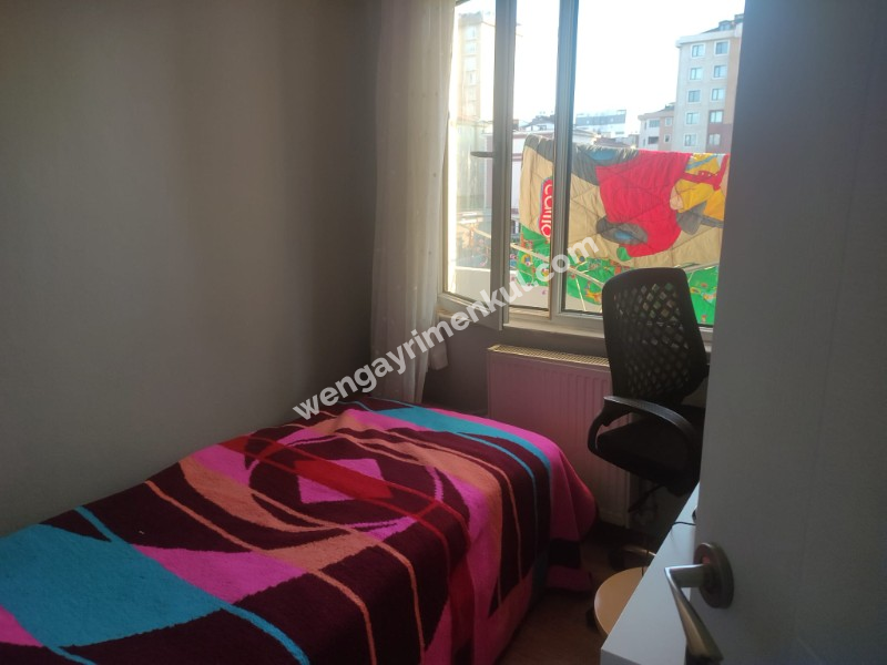 Ümraniye Mehmet Akif Mahallesi'nde Merkezi Konumda Kiralık 3+1 Site Dairesi