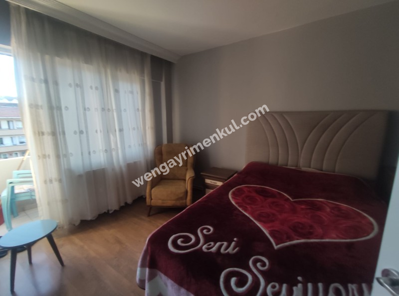 Ümraniye Mehmet Akif Mahallesi'nde Merkezi Konumda Kiralık 3+1 Site Dairesi
