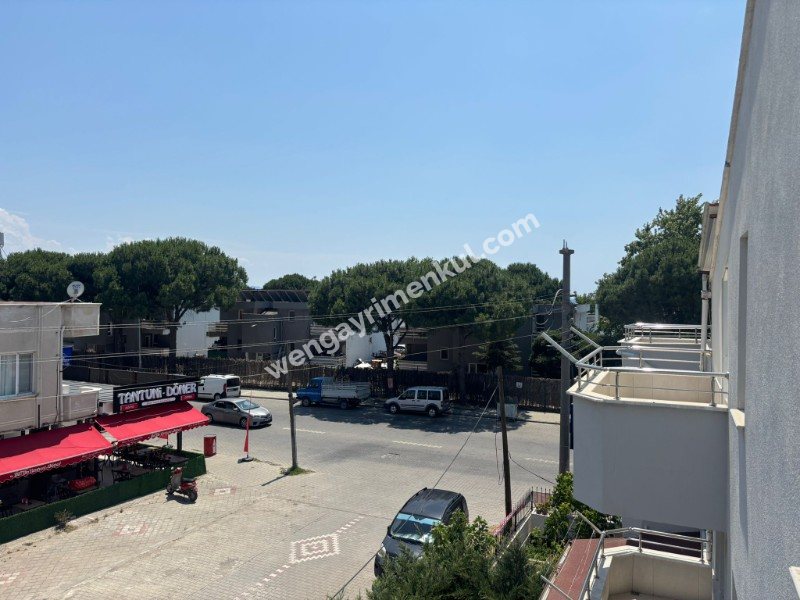 AKÇAY ALTINKUM ANA CADDE ÜSTÜ APT 4+1 FIRSAT DUBLEX 