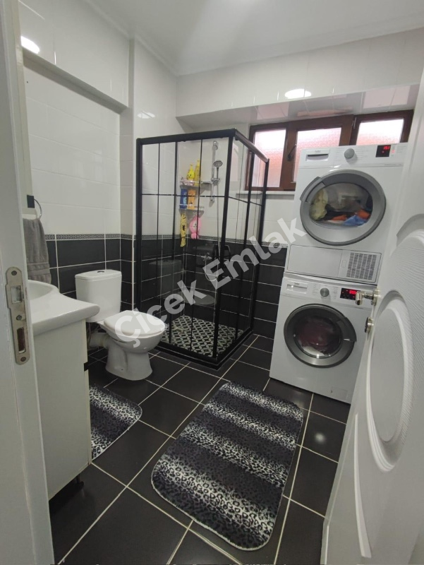 Alibeyköy Çarşı'ya Yakın Geniş Mutfaklı 3+1 Satılık Dubleks