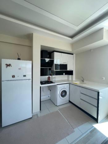 AFYON ÜÇOK EMLAKTAN SELÇUKLU MAH KİRALIK 1+1 EŞYALI ARAKAT DAİRE