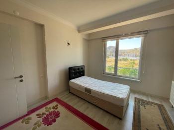 AFYON ÜÇOK EMLAKTAN SELÇUKLU MAH KİRALIK 1+1 EŞYALI ARAKAT DAİRE
