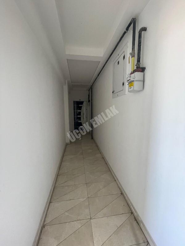 AFYON ÜÇOK EMLAKTAN SELÇUKLU MAH KİRALIK 1+1 EŞYALI ARAKAT DAİRE