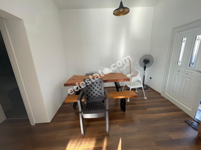Girne Dikmen Bölgesinde GENİŞ BAHÇELİ AYLIK ÖDEMELİ KİRALIK  3+1 MÜSTAKİL EV