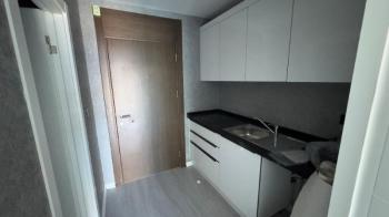 BEYKENT ERESİN YAŞAM MERKEZİ KİRALIK BALKONLU OFİS 