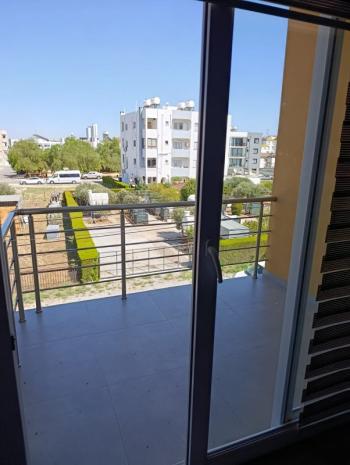 LEFKOŞA GÖNYELİ BÖLGESİNDE SATILIK FUL EŞYALI TÜRK MALI DAİRE 