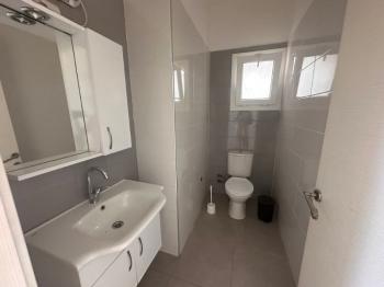 LEFKOŞA ORTAKÖY BÖLGESİNDE TÜRK MALI SATILIK DAİRE  