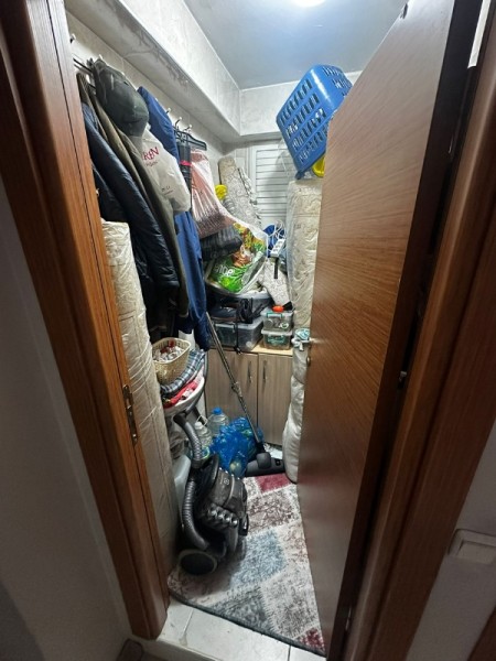 Yeşilpınar'da 2+1 Asansörlü 1.Kat 75 m² Balkonlu Satılık Daire