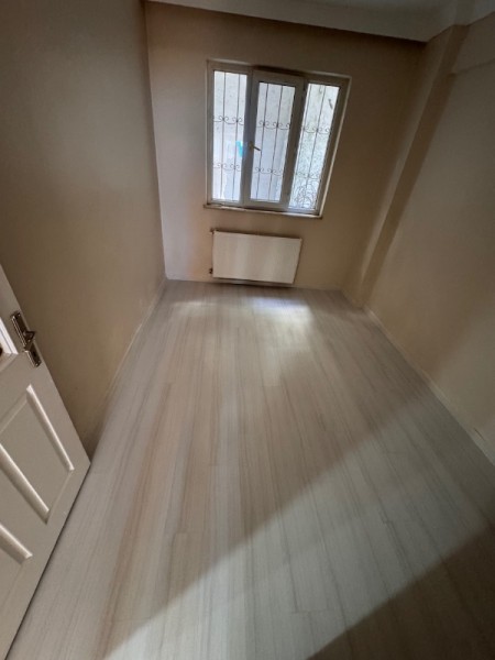 Yeşilpınar'da Metro'ya 5 dk 2+1 Giriş Altı Bahçe Katı Kiralık Daire