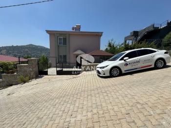 ALYANS'TAN EŞSİZ MANZARALI FULL EŞYALI GENİŞ 5+1 DUBLEKS VİLLA