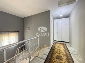 ALYANS'TAN EŞSİZ MANZARALI FULL EŞYALI GENİŞ 5+1 DUBLEKS VİLLA