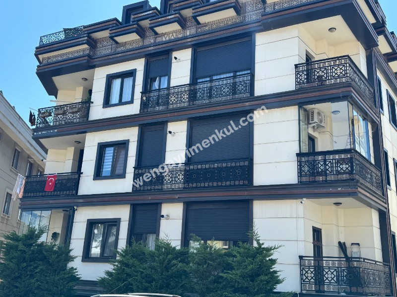 METRO KÜÇÜKYALI HILLTOWN AVM’YE ÇOK YAKIN CEPHESİ AÇIK