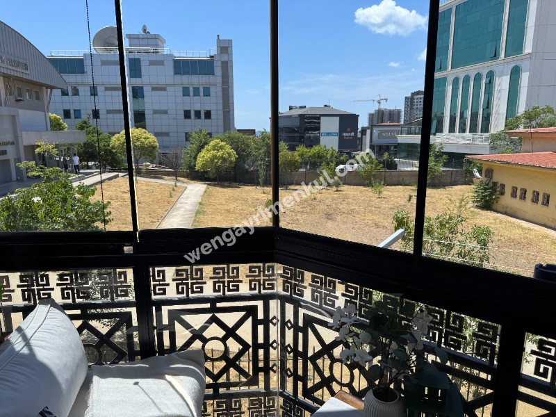 METRO KÜÇÜKYALI HILLTOWN AVM’YE ÇOK YAKIN CEPHESİ AÇIK