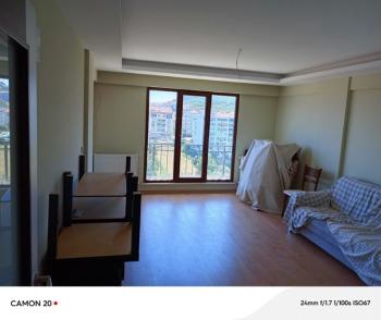 MUDANYA HALİTPAŞA'DA 12 YAŞ KAT MÜLKİYETLİ OTOPARKLI 5+1 DUBLEKS DAİRE