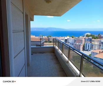 MUDANYA HALİTPAŞA'DA 12 YAŞ KAT MÜLKİYETLİ OTOPARKLI 5+1 DUBLEKS DAİRE