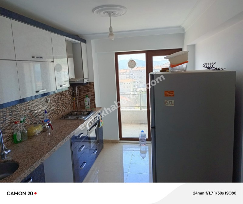 MUDANYA HALİTPAŞA'DA 12 YAŞ KAT MÜLKİYETLİ OTOPARKLI 5+1 DUBLEKS DAİRE