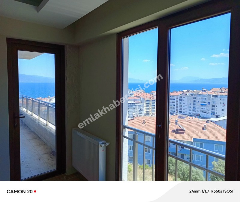 MUDANYA HALİTPAŞA'DA 12 YAŞ KAT MÜLKİYETLİ OTOPARKLI 5+1 DUBLEKS DAİRE