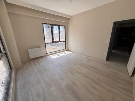 Çırçır’da 2+1 Yüksek Giriş 60 m² Sıfır Yatırımlık Satılık Daire – Kira Garantili