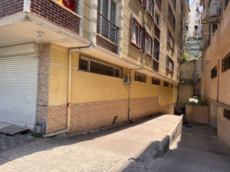 Çırçır’da Metroya Yakın 3+1 Kapalı Otoparklı Geniş Satılık Daire