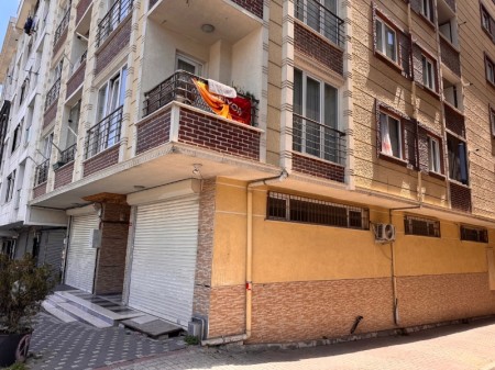 Çırçır’da Metroya Yakın 3+1 Kapalı Otoparklı Geniş Satılık Daire