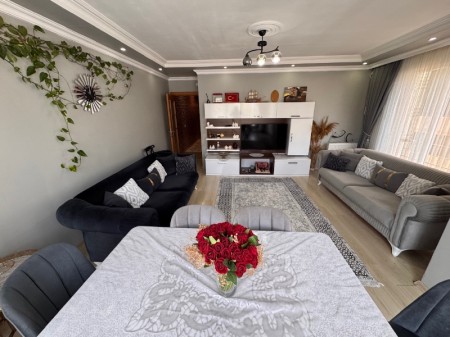 Çırçır’da Metroya Yakın 3+1 Kapalı Otoparklı Geniş Satılık Daire