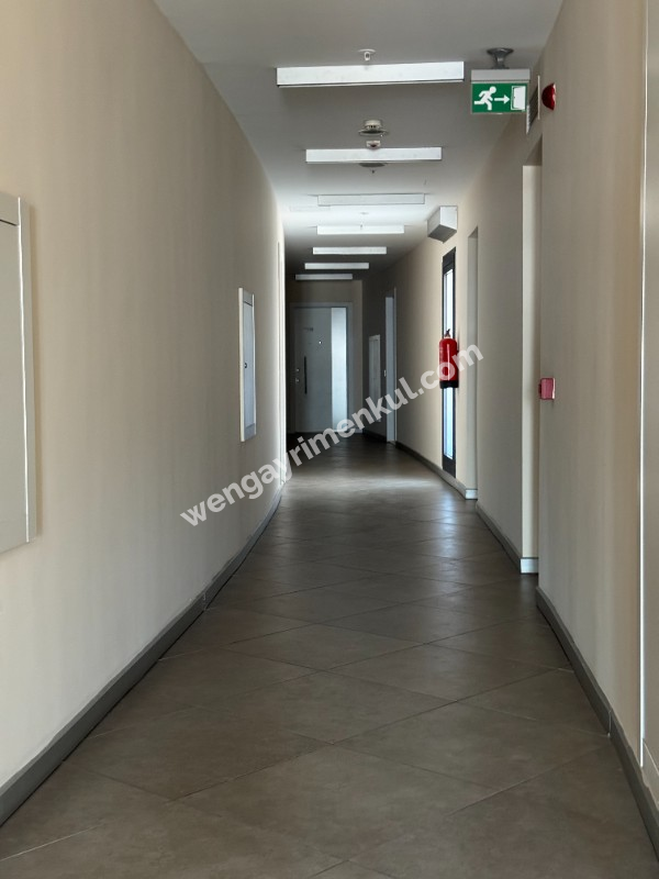 BOŞ DAİRE MESA KARTALL METROYA ADLİYEYE HASTANELERE HAVA LİMANINA YAKIN MESAFEDE