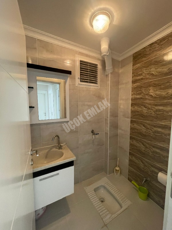 AFYON ÜÇOK EMLAKTAN EŞREFPAŞA MAH SATILIK 2+1 1 KAT LÜX SIFIR AYARINDA DAİRE