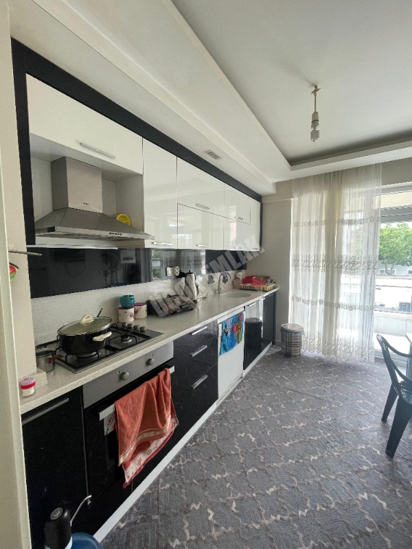 AFYON ÜÇOK EMLAKTAN EŞREFPAŞA MAH SATILIK 2+1 1 KAT LÜX SIFIR AYARINDA DAİRE