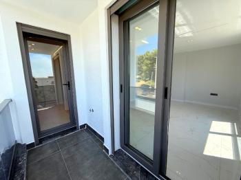 Didim Akbük'te Satılık Tam Müstakil Villa