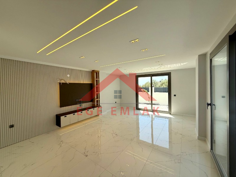 Didim Akbük'te Satılık Tam Müstakil Villa