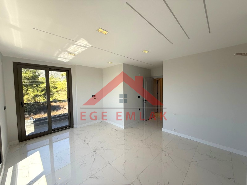 Didim Akbük'te Satılık Tam Müstakil Villa