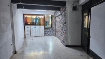 Eminönü Yeşildirek'te Kiralık Dükkan