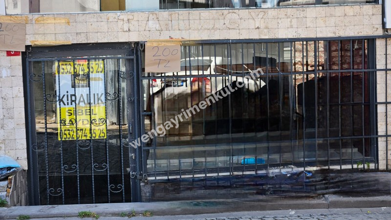 Eminönü Yeşildirek'te Kiralık Dükkan