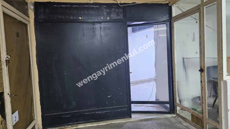Eminönü Yeşildirek'te Kiralık Dükkan