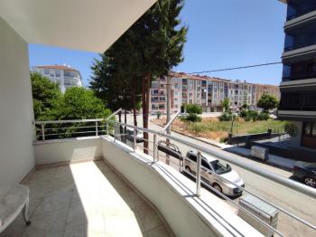 GÜVENAY – ÇORUM YUMURTA OKULU MEVKİ – EŞYALI KİRALIK 3+1 DAİRE