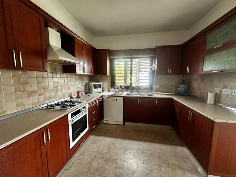 LEFKOŞA MARMARA BÖLGESİNDE KİRALIK 3+1 EŞYALI DAİRE 