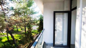Girne Merkezde - Havuzlu Site İçeresinde Kiralık  3+1 Daire
