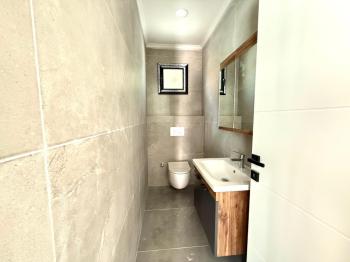 Girne Merkez, Doğanköy’de Satılık 3+1 İkiz Villa – Modern Tasarım, Sakin Konum 