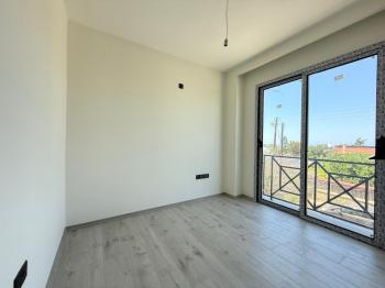 Girne Merkez, Doğanköy’de Satılık 3+1 İkiz Villa – Modern Tasarım, Sakin Konum 