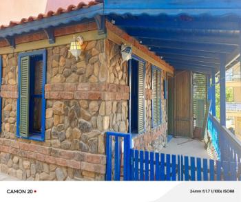 EMLAK HABERCİSİ 'NDEN MUDANYA KUMYAKA MERKEZDE SATILIK MÜSTAKİL TAPULU 3 KATLI BETONERMA OTEL BİNASI