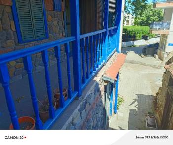 EMLAK HABERCİSİ 'NDEN MUDANYA KUMYAKA MERKEZDE SATILIK MÜSTAKİL TAPULU 3 KATLI BETONERMA OTEL BİNASI