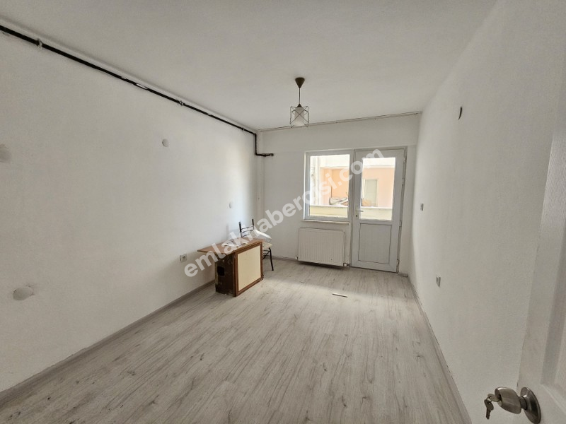 EMLAK HABERCİSİ 'NDEN MUDANYA HALİTPAŞA'DA DENİZ MANZARALI MASRAFSIZ 2+1 ARA KAT DAİRE