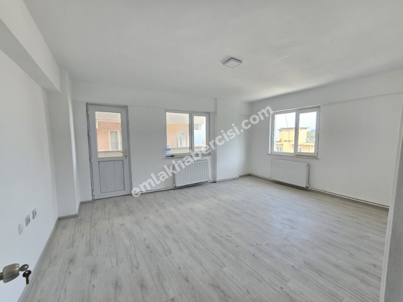 EMLAK HABERCİSİ 'NDEN MUDANYA HALİTPAŞA'DA DENİZ MANZARALI MASRAFSIZ 2+1 ARA KAT DAİRE