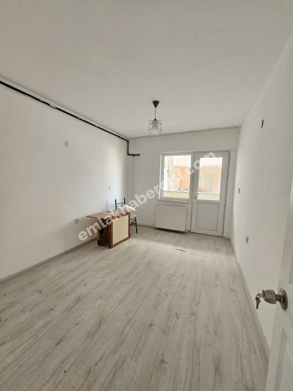 EMLAK HABERCİSİ 'NDEN MUDANYA HALİTPAŞA'DA DENİZ MANZARALI MASRAFSIZ 2+1 ARA KAT DAİRE