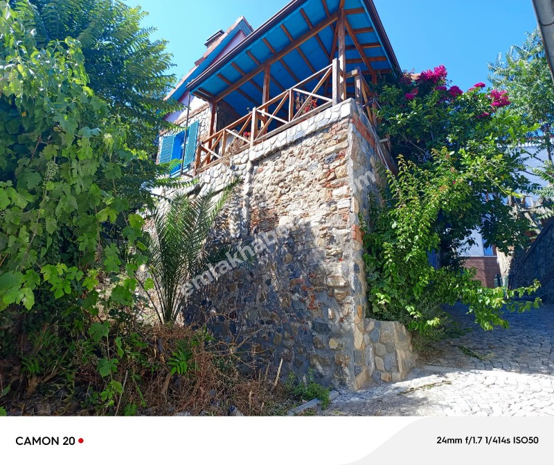 EMLAK HABERCİSİ 'NDEN MUDANYA KUMYAKA'DA SATILIK MÜSTAKİL TAPULU, DENİZ GÖRÜR SATILIK İKİ KATLI MÜSTAKİL TAŞ V
