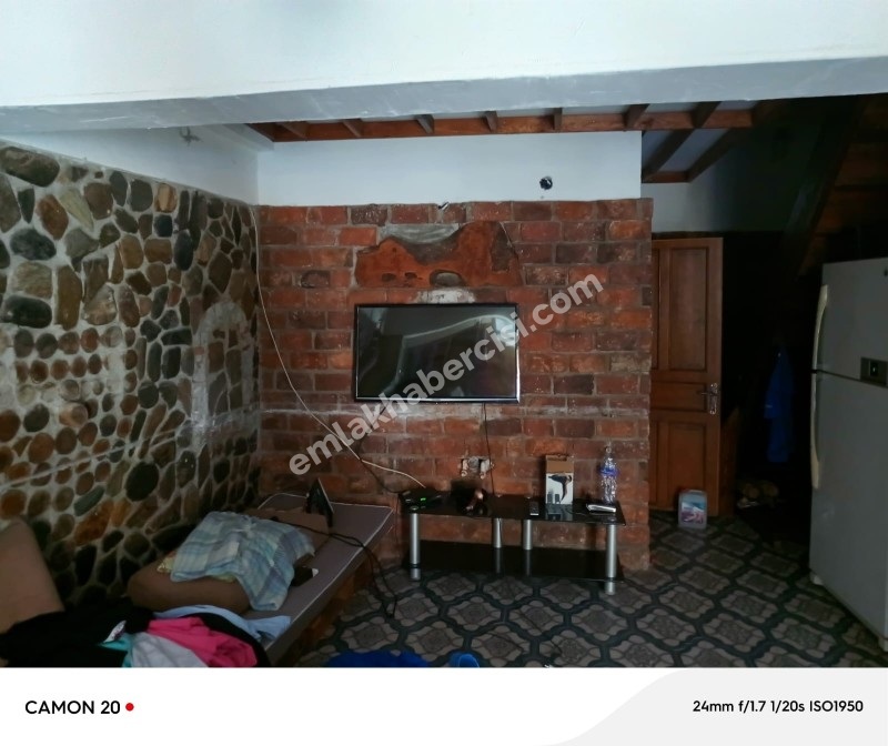 EMLAK HABERCİSİ 'NDEN MUDANYA KUMYAKA MERKEZDE SATILIK MÜSTAKİL TAPULU 3 KATLI BETONERMA OTEL BİNASI